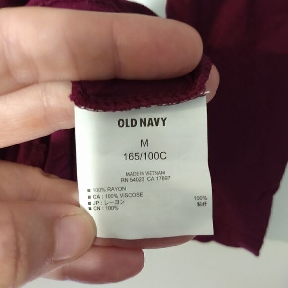 Old Navy Maternity Top wine red medium - Picture 2 of 5
